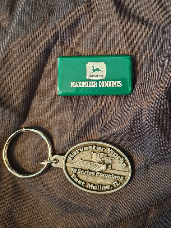John Deere Other - Vntg John Deere "Harvester Works" keychain & Maximizer Combines money clip